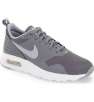 Nike Air Max Tavas Sneaker